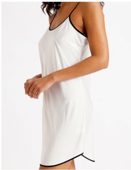 Chloe+%26amp%3B+Lola+Signature+Satin+Chemise