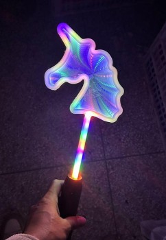 Flash+Fun+Glow+Whirl+LED+Unicorn+Wand