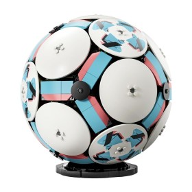 LEGO-Editions-Football-Football-43019 on sale