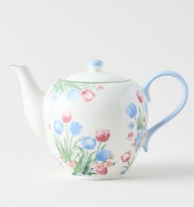 Heritage+Tulips+Teapot