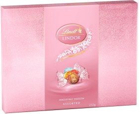 Lindt+LINDOR+Irresistibly+Smooth+Chocolate+Gift+Box+232g