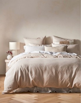 Australian+House+%26amp%3B+Garden+Sandy+Cape+Washed+Belgian+Linen+Quilt+Cover+Set+-+Moonbeam%5E