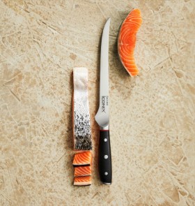 The+Custom+Chef%26trade%3B+Baccarat%26reg%3B+iconiX%26reg%3B+Filleting+Knife+20cm