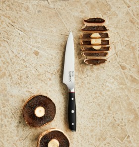 The+Custom+Chef%26trade%3B+Baccarat%26reg%3B+iconiX%26reg%3B+Utility+Knife+12.5cm