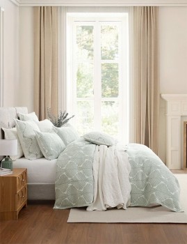 Private-Collection-Monsera-Quilt-Cover-Set on sale