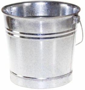 Pinnacle+Hardware+9L+Galvanised+Bucket