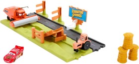 Disney+Cars+Escaping+Frank+Playset