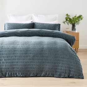 Velvet+Quilt+Cover+Set+-+Queen+Bed%2C+Navy