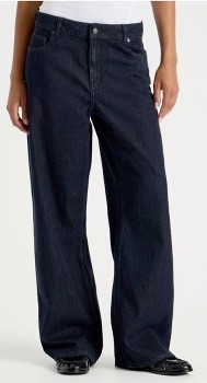 Grab-Relaxed-Low-Rise-Jeans-Rinse on sale