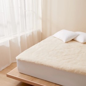 Wool-Underblanket on sale