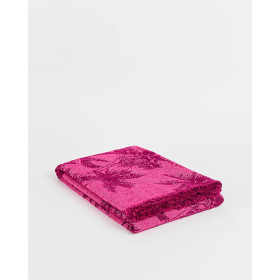 Phoenix-Chenille-Jacquard-Throw-Magenta on sale