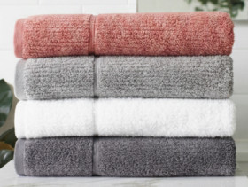 Vue-Combed-Cotton-Ribbed-Bath-Towel on sale
