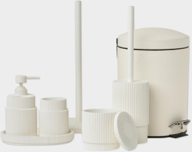 Vue-Hudson-Bathroom-Accessories on sale