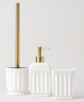 Heritage+Cape+Bathroom+Accessories