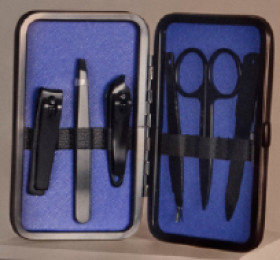 Blaq-6-Piece-Grooming-Set on sale