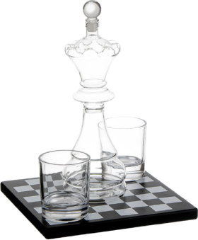 Tempa-Preston-Chess-Whisky-Set on sale