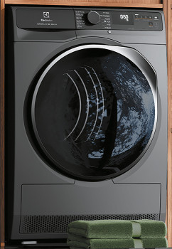 Electrolux-9kg-UltimateCare-700-Heat-Pump-Dryer on sale