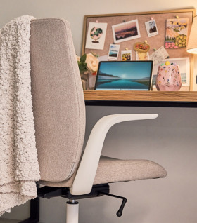 Otto-Kronborg-Ergonomic-Chair-Natural on sale