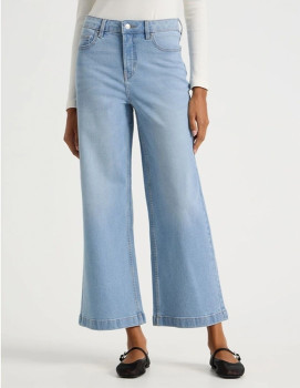 Grab-Wide-Leg-High-Rise-Jean-Light-Wash on sale