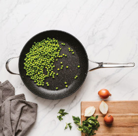 Baccarat-Rock-Frypan-With-Helper-Handle-32cm on sale