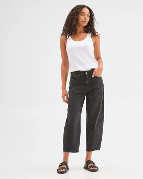 Harper-Barrel-Forward-Seam-Jeans-Worn-Black on sale