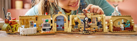 LEGO-Star-Wars-Smart-Play-Mos-Eisley-Cantina-75425 on sale