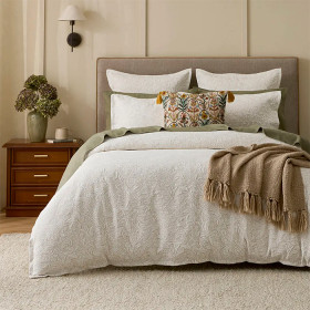 Everly+Jacquard+Quilt+Cover