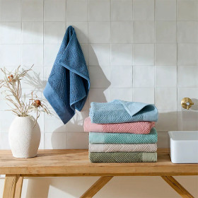 Kinsley-Towel on sale