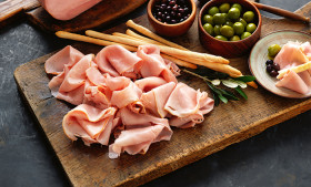 Boneless-Leg-Ham-Sliced-or-Shaved on sale