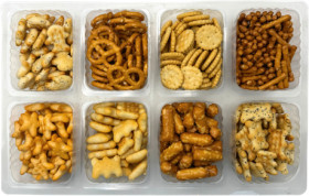 Party+Mix+Pretzels+%26amp%3B+Crackers+300g